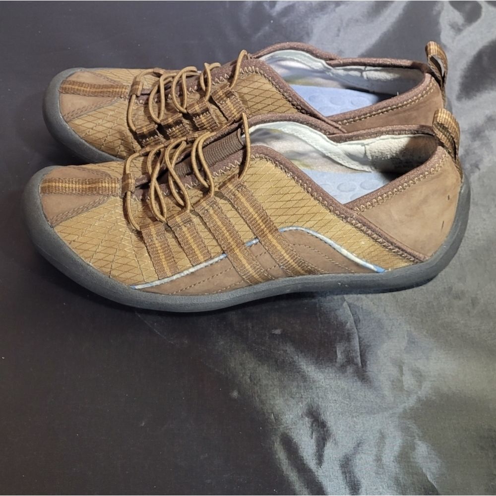 PRIVO SLIP ON SHOES BY CLARKS - Picture 8 of 15
